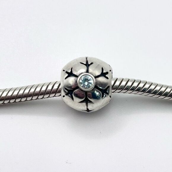 Pandora 790367CZA Sterling Silver Winter Snowflake Bead Aqua CZ Retired Charm - Picture 1 of 6